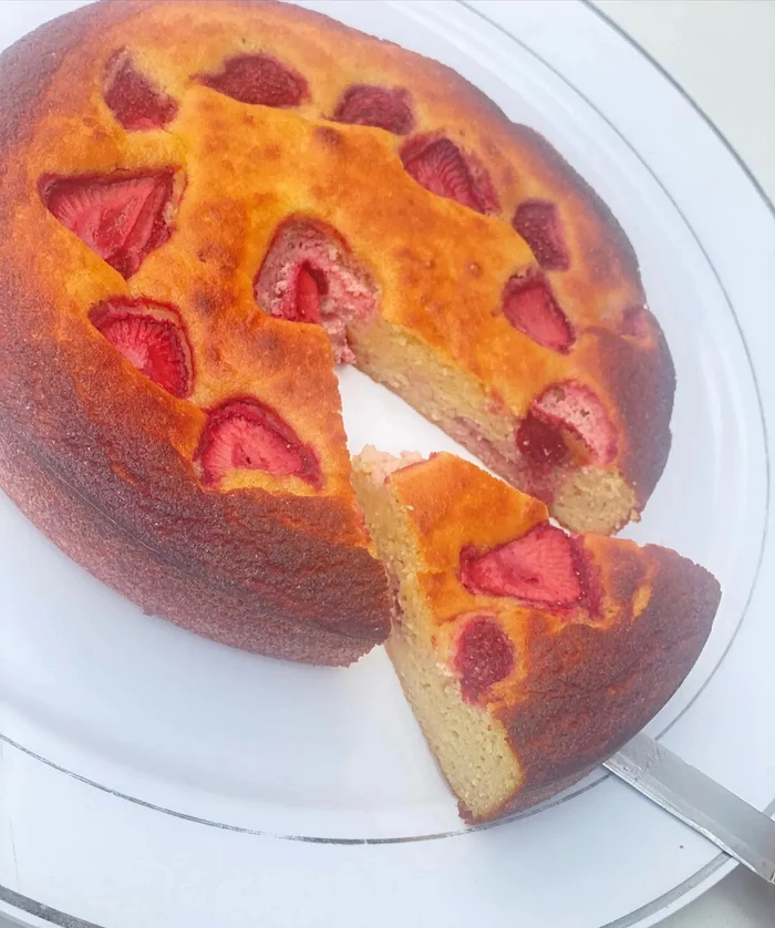 Berries Butter Cake - 8" Pan - Image 3