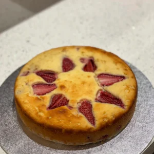 Berries Butter Cake - 8" Pan