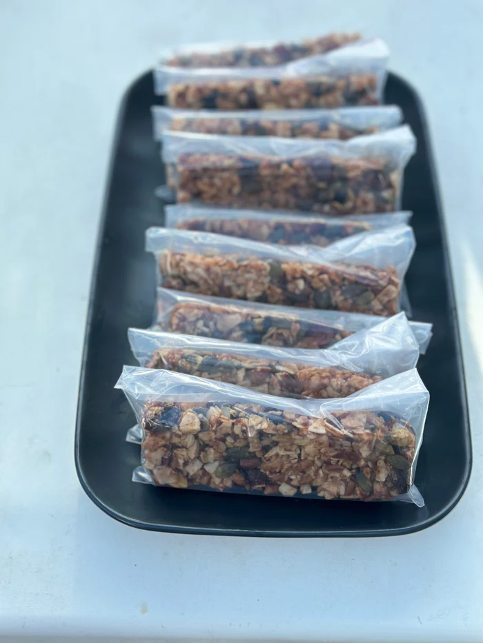 Granola Bars with Dried Sugar Free Cranberries - Image 2