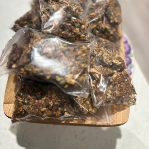 Crunchy Low Carb Granola with Macadamia and Pecan Nuts